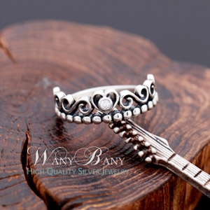 Silver Heart Crown Ring
